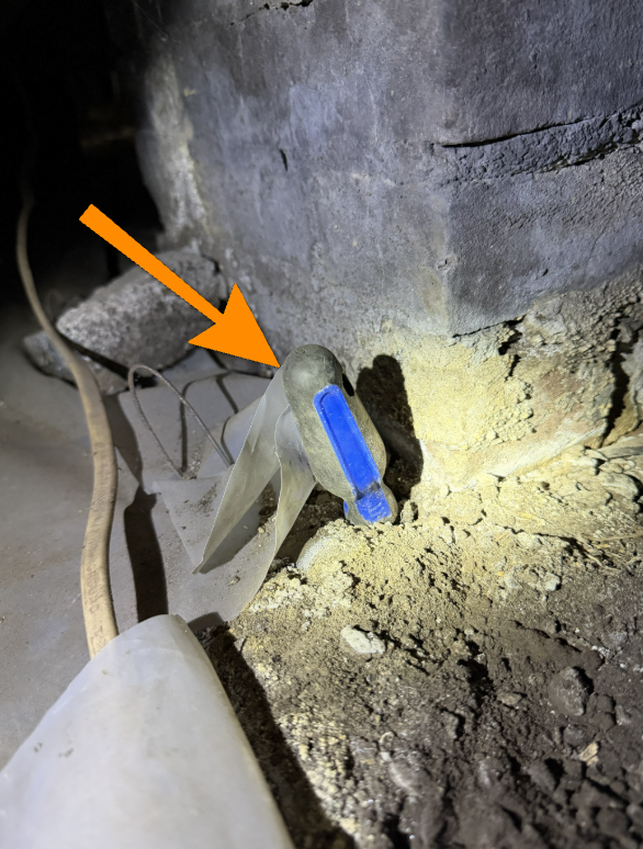 Foundation pier lacking evidence of a poured concrete footer.